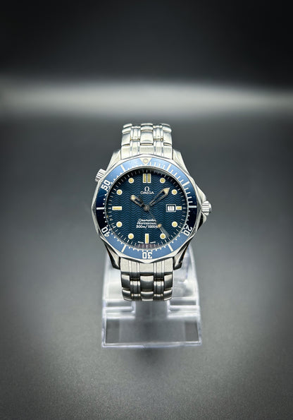 Omega Seamaster Professional 300m James Bond Golden Eye