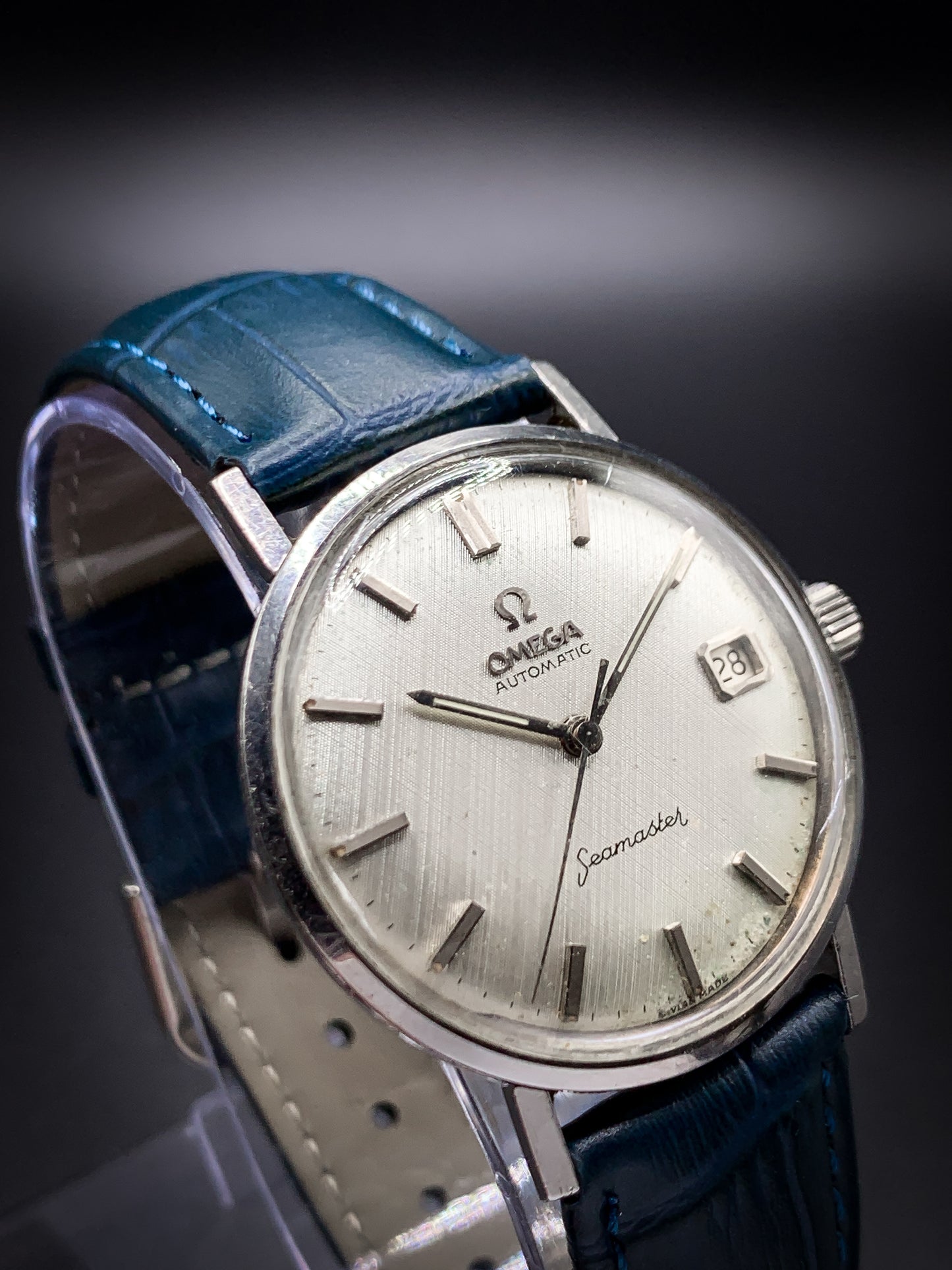 Omega Seamaster Linen Dial