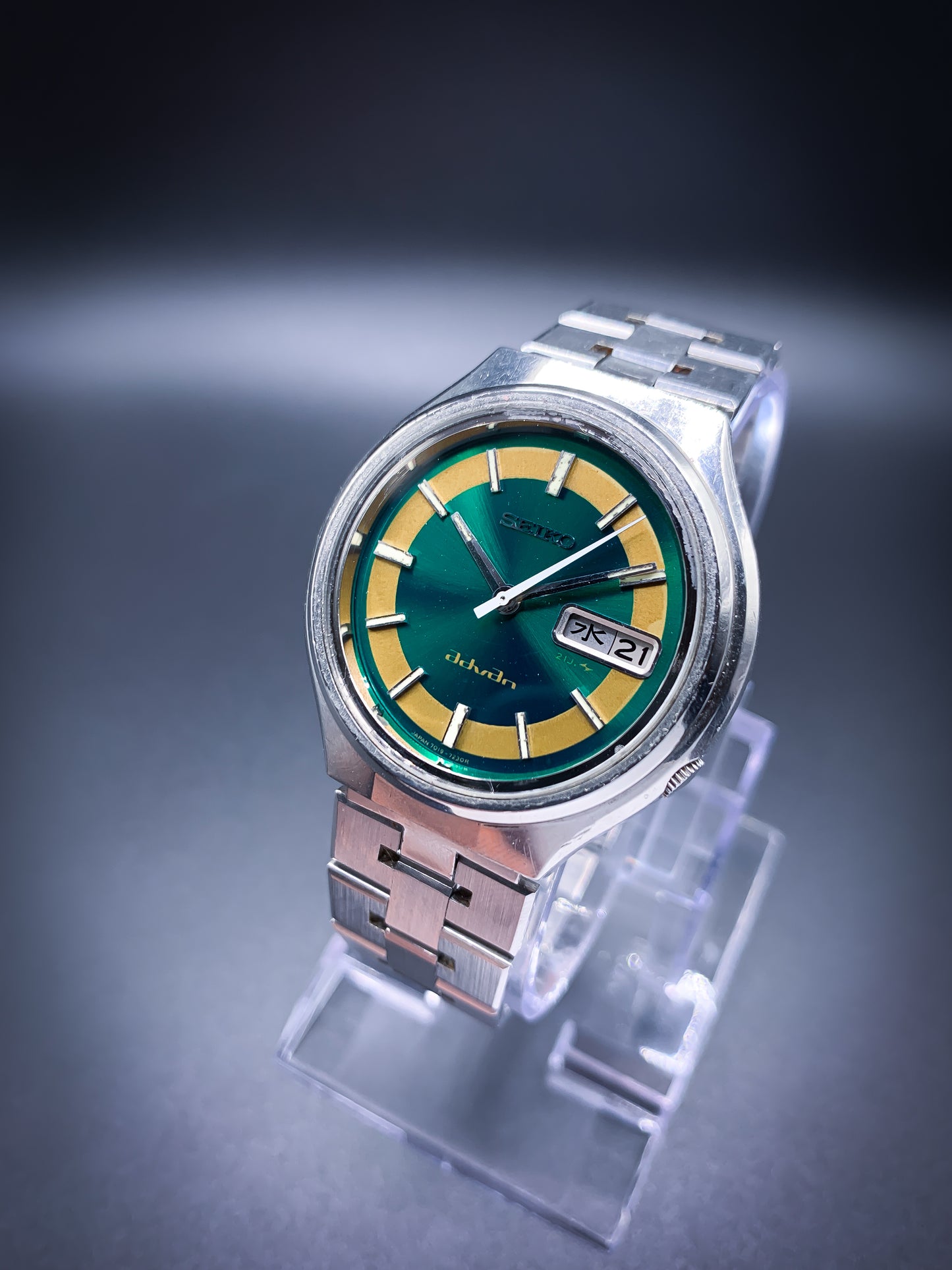 Seiko Advan Emerald Green Kanji Calendar