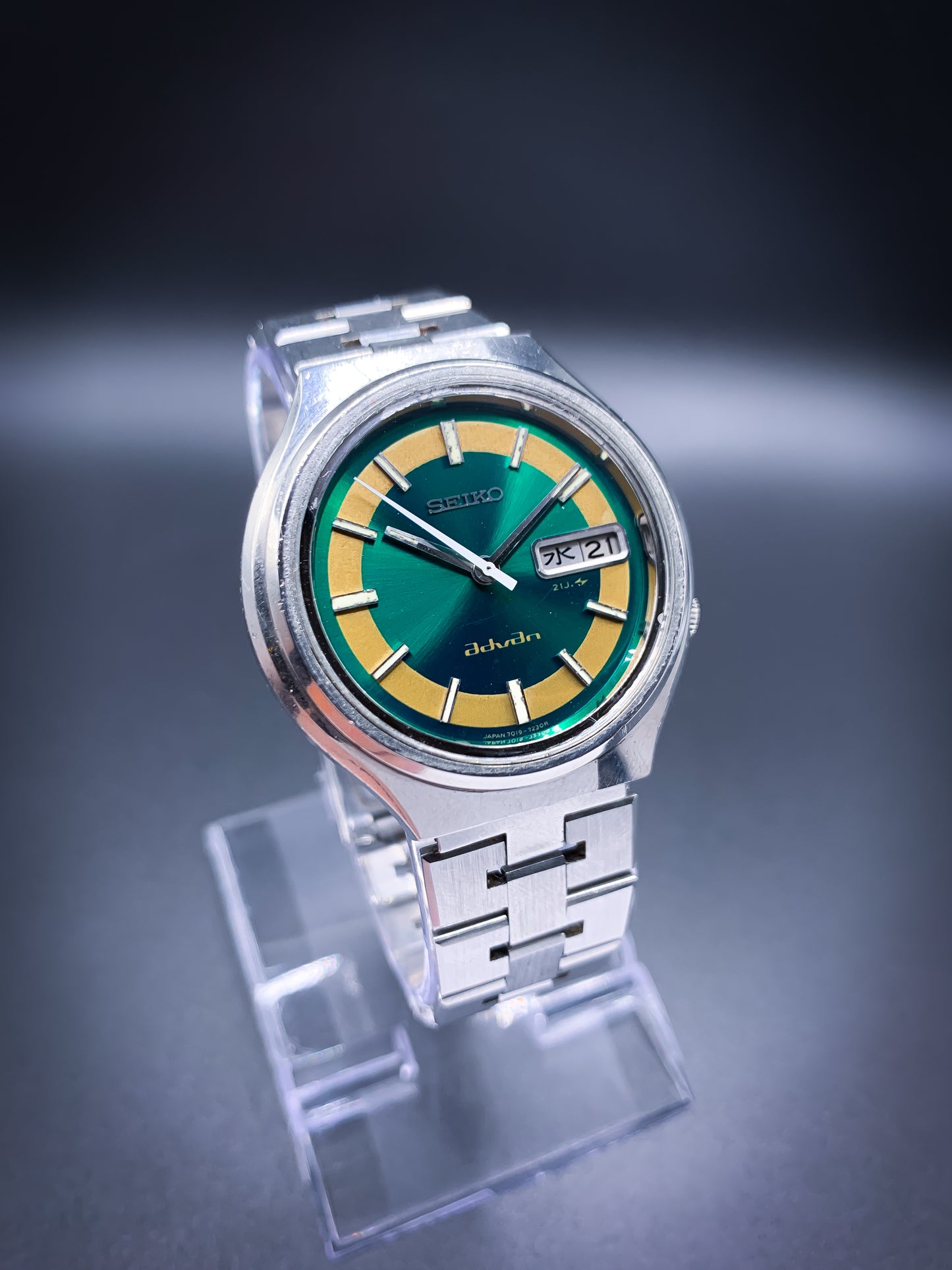 Seiko Advan Emerald Green Kanji Calendar