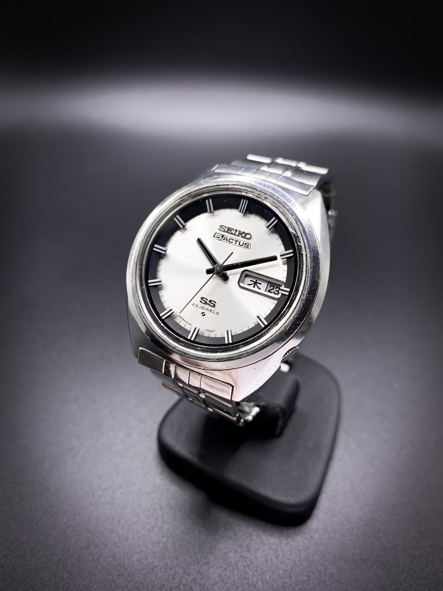 Seiko Actus SS Kanji Calendar