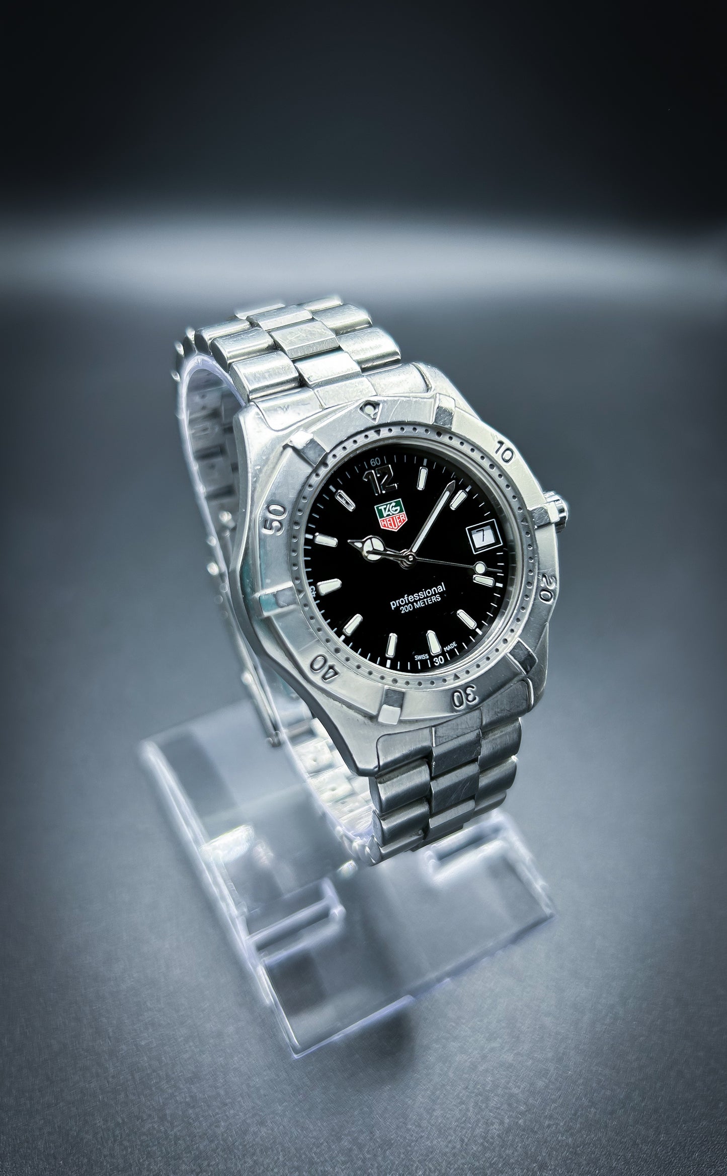 Tag Heuer Professional 200 Meters 1500