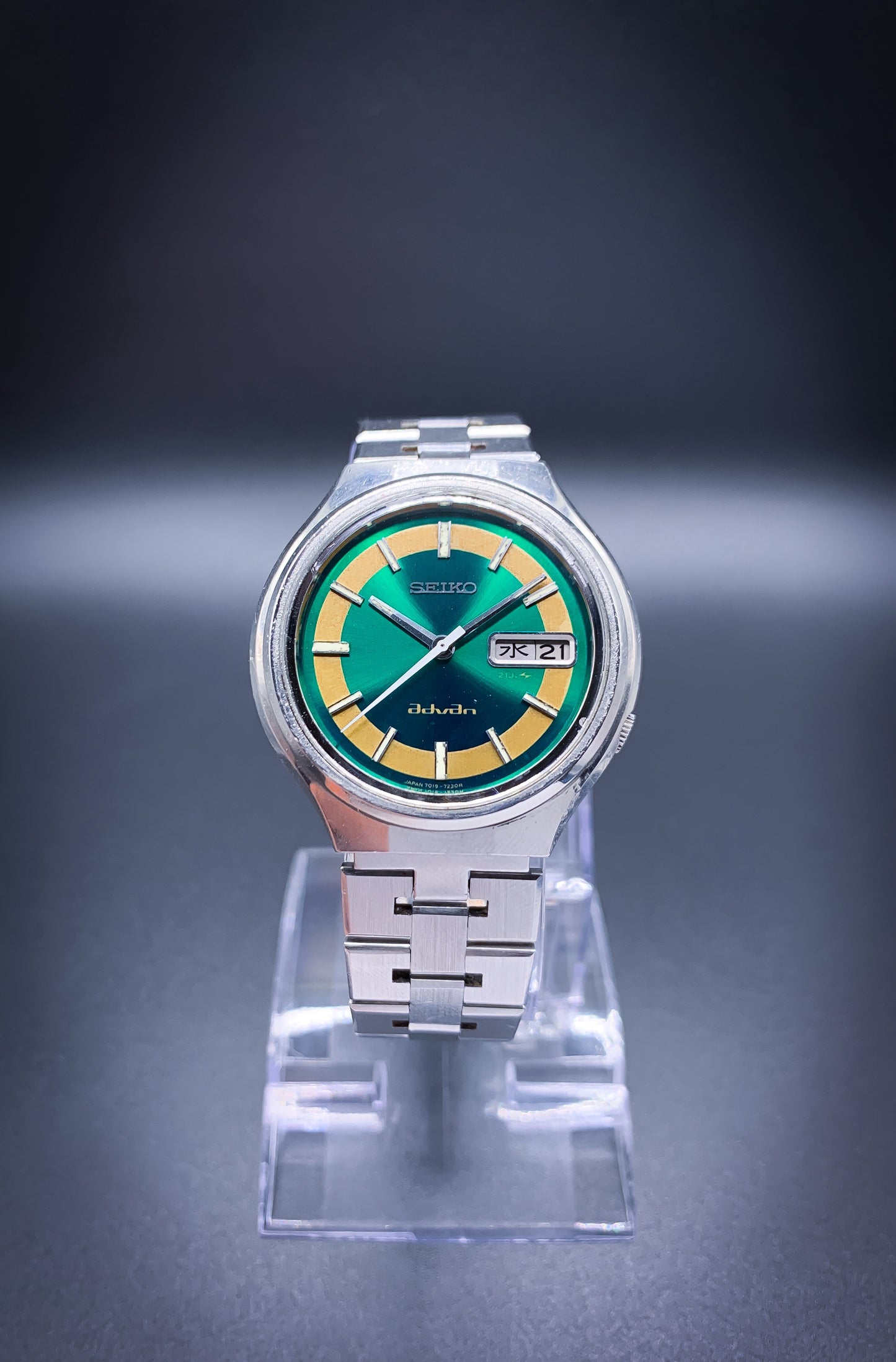 Seiko Advan Emerald Green Kanji Calendar