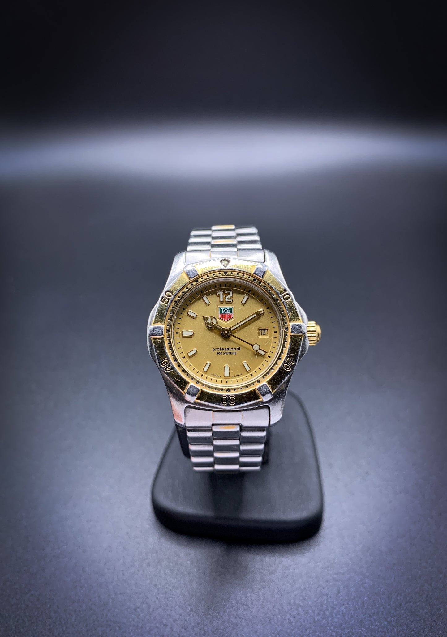 Tag Heuer Professional 200m