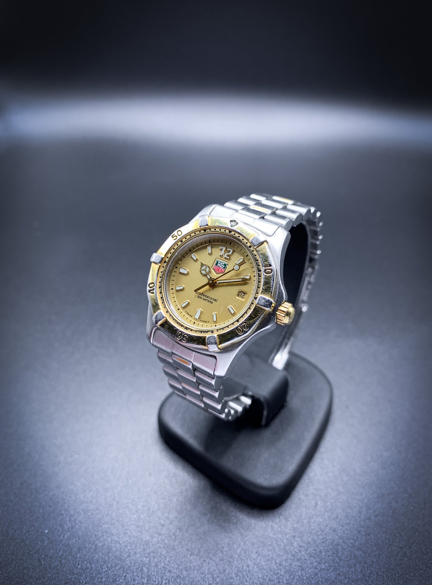 Tag Heuer Professional 200m