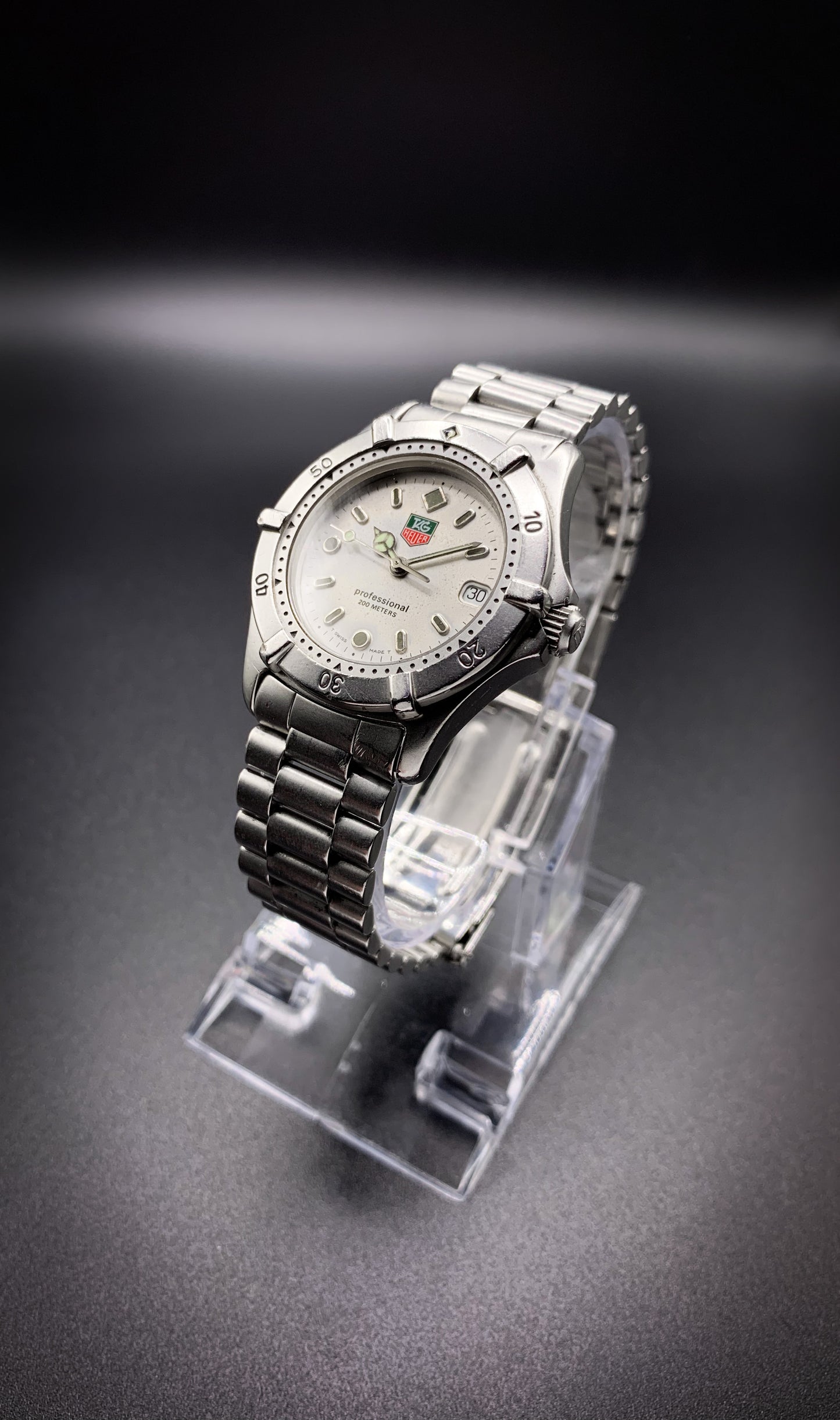 Tag Heuer Professional 200m